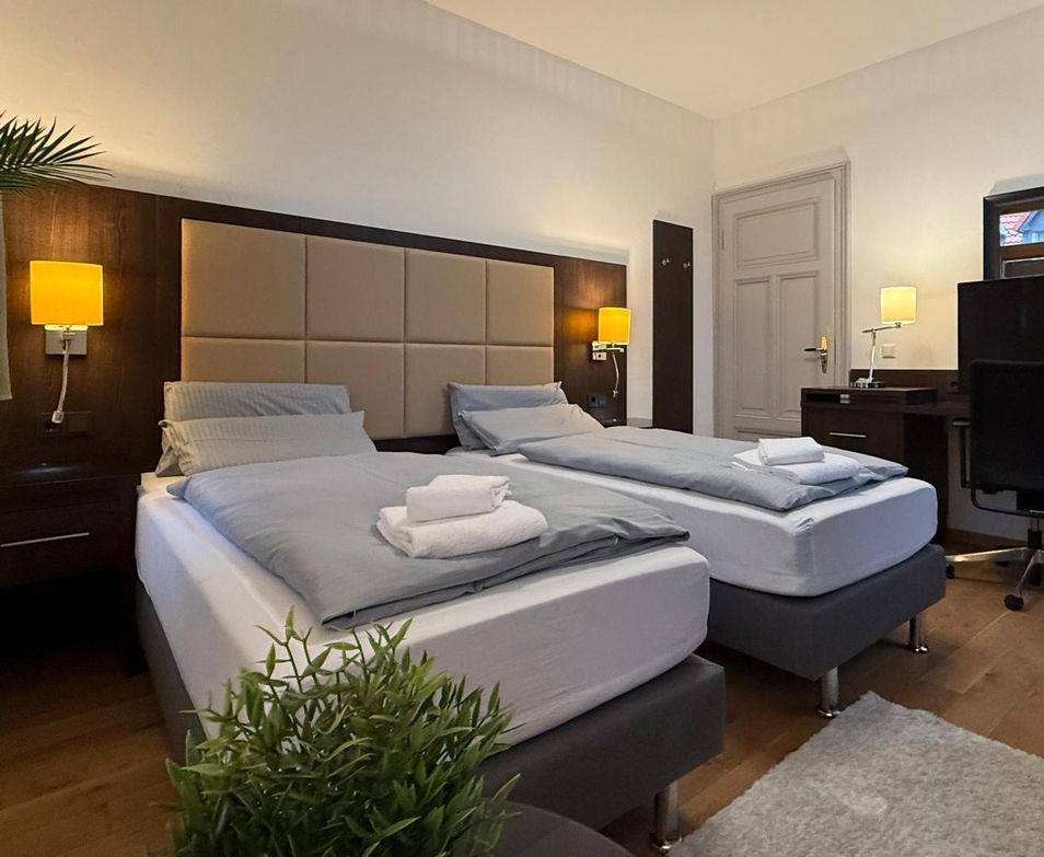 1d05d98b-1728-4991-94da-3f8e5e7b30ef